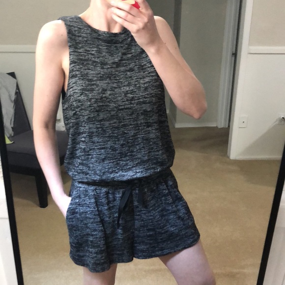 Aritzia Pants - ⭐️Aritzia Wilfred Izabel romper♥️New listing⭐️EUC